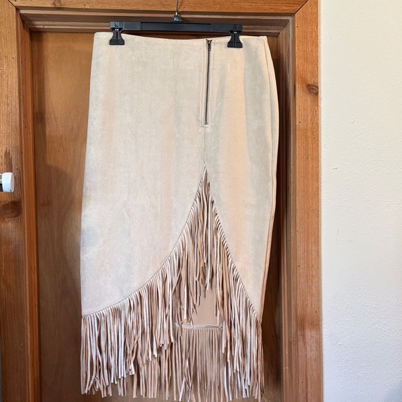 Main Strip Dresses & Skirts - Main Strip Asymmetrical Cream Fringe Skirt